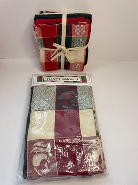NWT SET OF WONDERLAND Plaid Holiday Kitchen Towels & Tablecloth.
